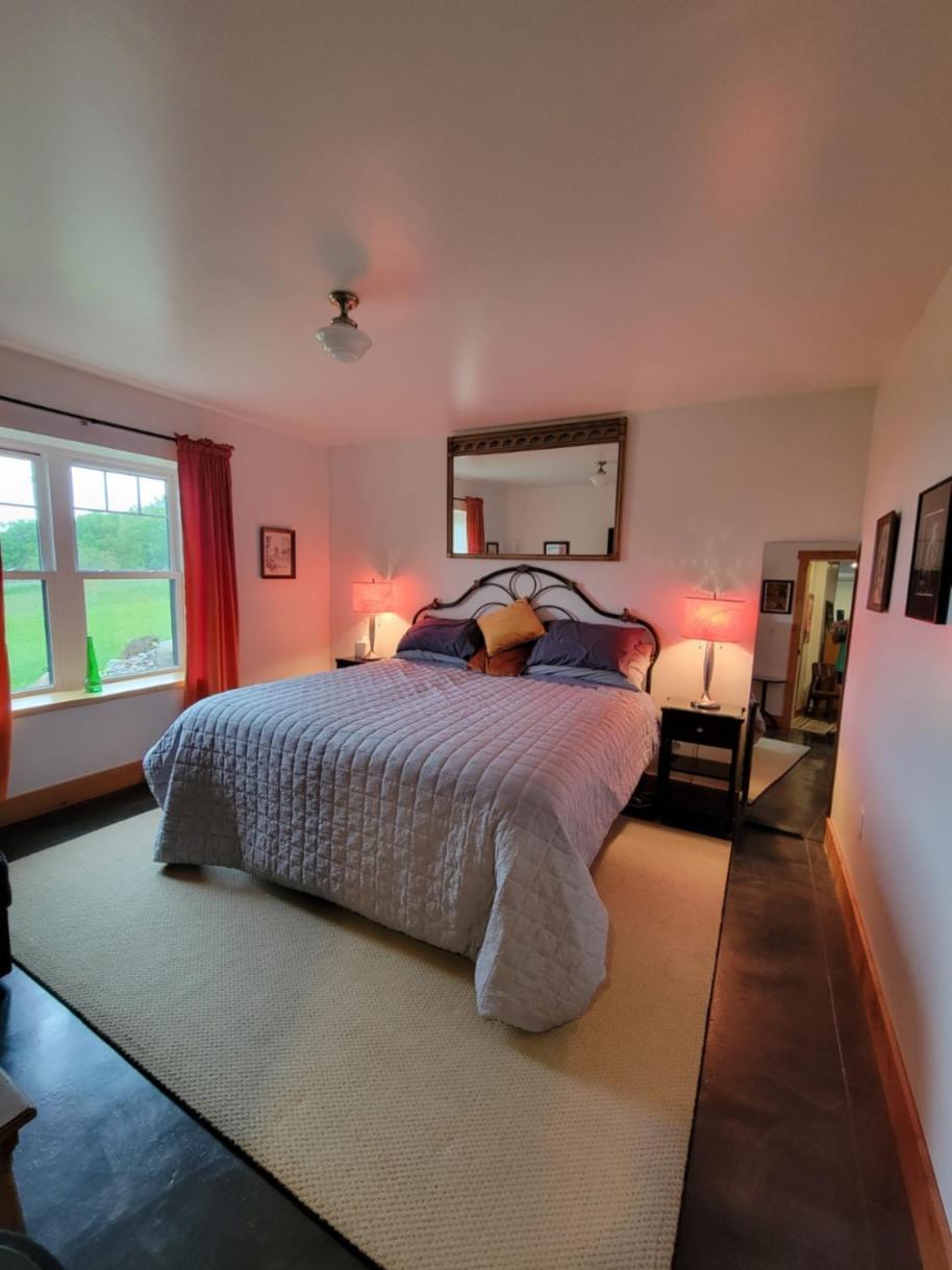 Firefly Creek Lodge Livonia Екстериор снимка